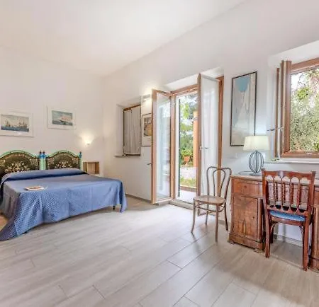 Maria Teresa 公寓 *