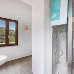 Maria Teresa *