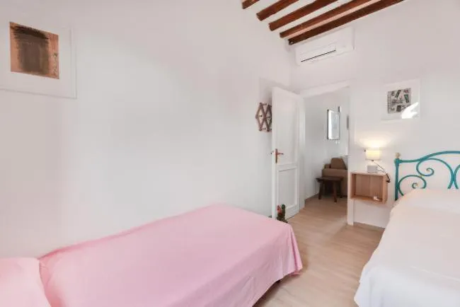 Maria Teresa Apartment